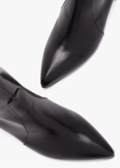 Black Leather Block Heel Ankle Boots 8 Black Leather Block Heel Ankle Boots -Daniel Footwear Shop lg ankle p140677 217139 image